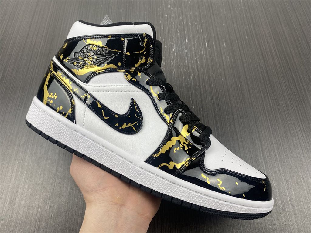 AIR JORDAN 1 MID AJ1 554724